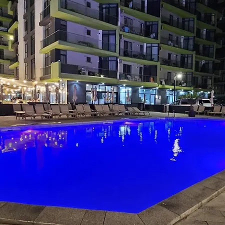 Mamaia Nord & Alezzi 20 M De Plaja Apartment Năvodari
