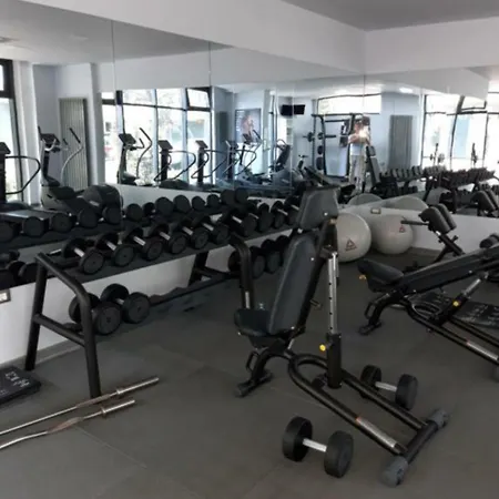 Apartment Mamaia Nord & Alezzi 20 M De Plaja Năvodari