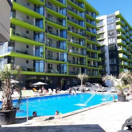 Mamaia Nord & Alezzi 20 M De Plaja דירה