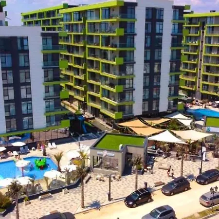 Mamaia Nord & Alezzi 20 M De Plaja * Năvodari