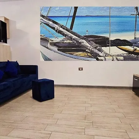 Mamaia Nord & Alezzi 20 M De Plaja