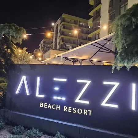 Mamaia Nord & Alezzi 20 M De Plaja *