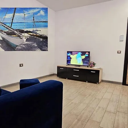 Mamaia Nord & Alezzi 20 M De Plaja Apartament